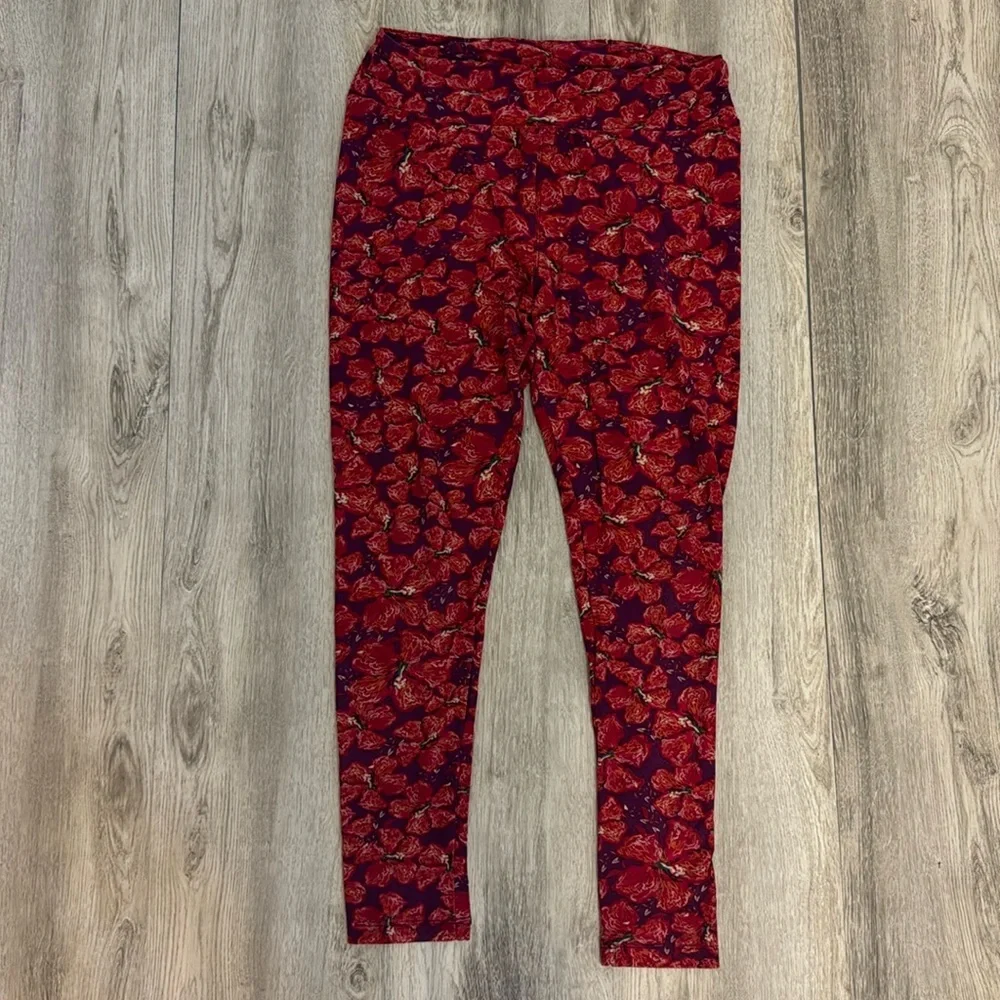 LulaRoe Tall and Curvy Leggings